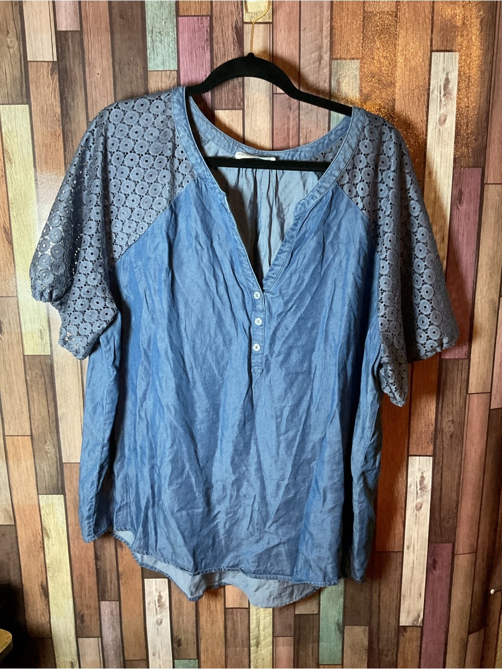 Women’s Denim Chambray Lace Sleeves Top Retrology Size 2X
